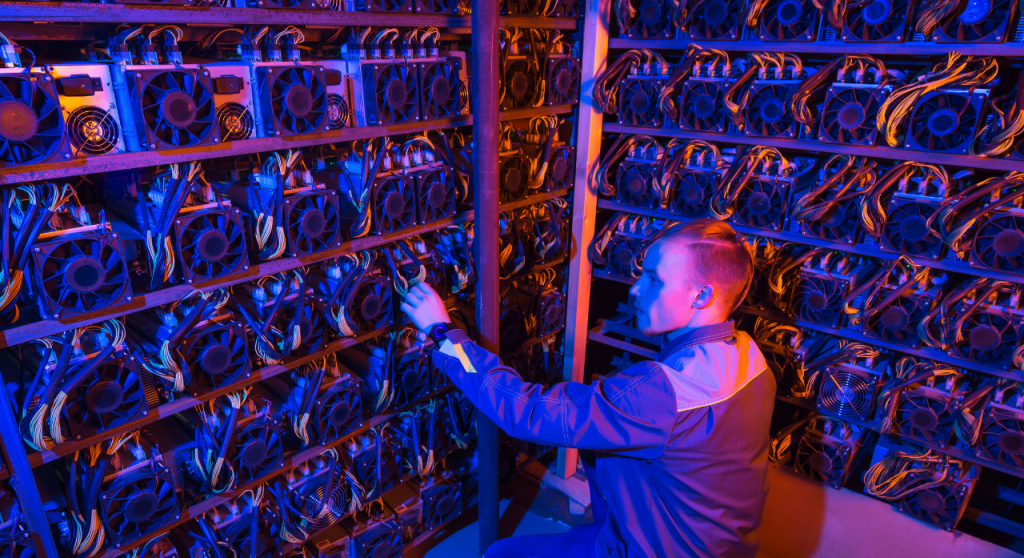 How much do bitcoin miners make