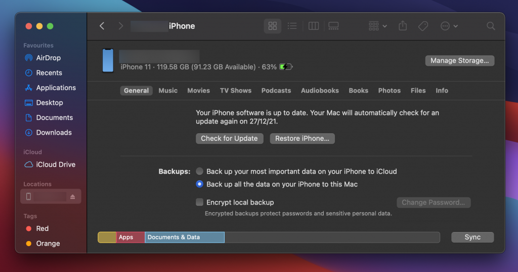 How to backup iPhone on macbook